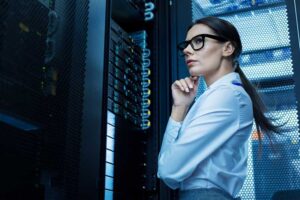 Pensando frente a servidores de la empresa