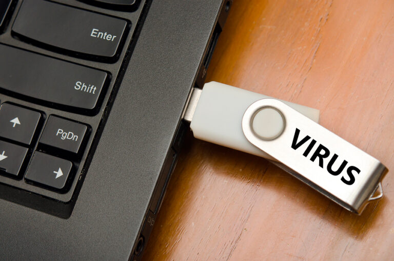 memoria USB malware